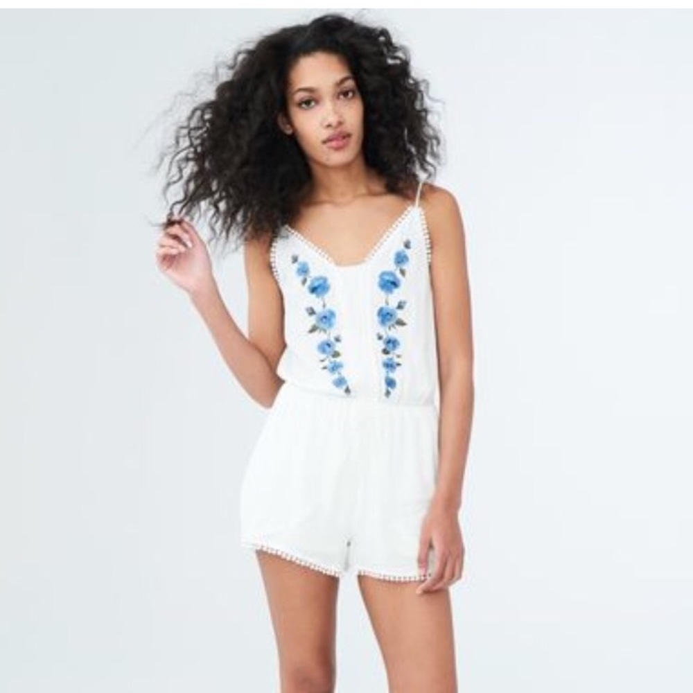 NWOT Super cute Romper
